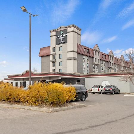 Emerald Hotel & Suites Calgary Airport Exteriör bild